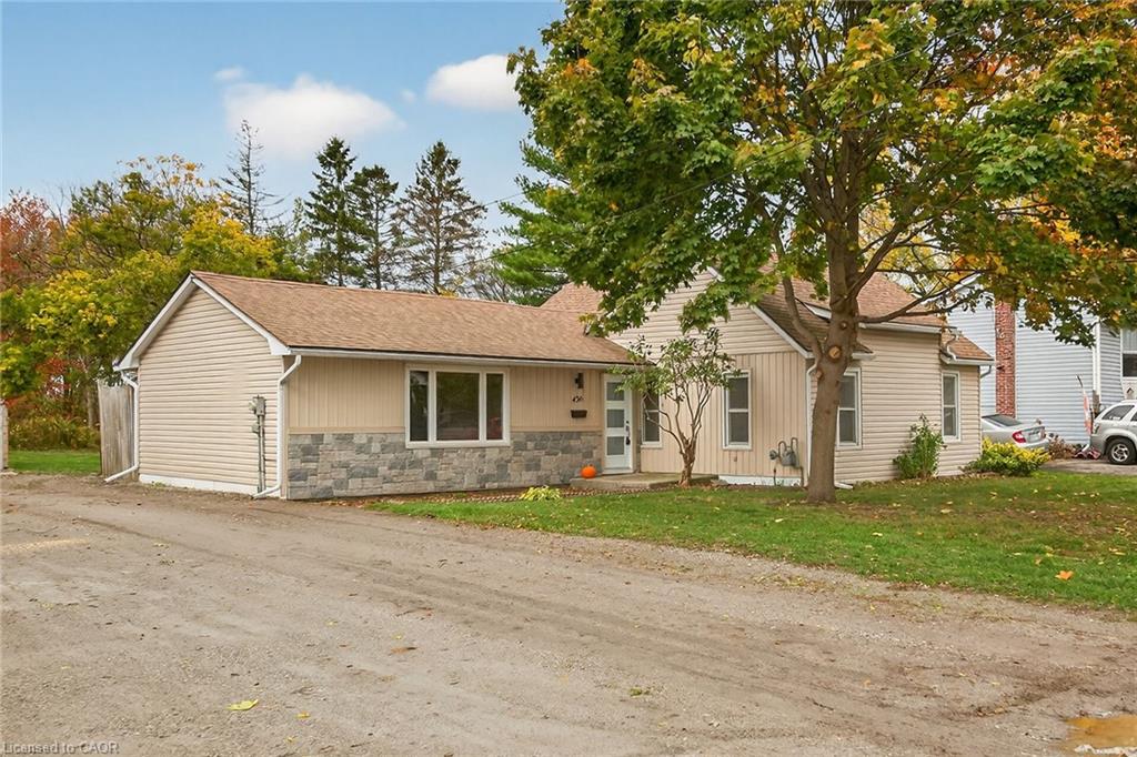 436 West St, Dunnville, ON N1A 2V3