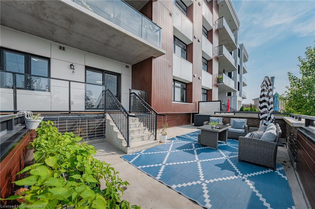 245 Grey Silo Road Unit 105, Waterloo, ON N2K 0G6