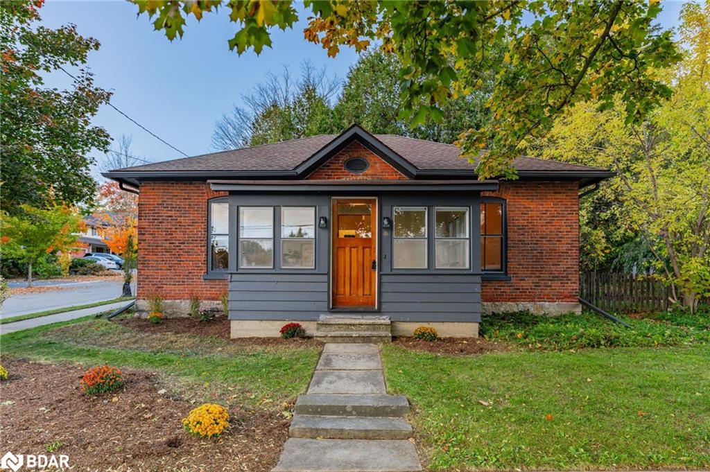 106 Colborne St, Centre Wellington, ON N0B 1S0
