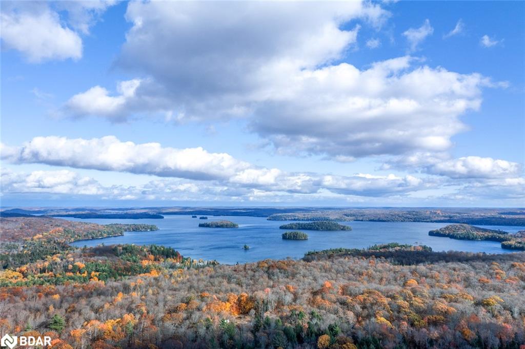 561 White House Rd, Huntsville, ON P1H 2J3