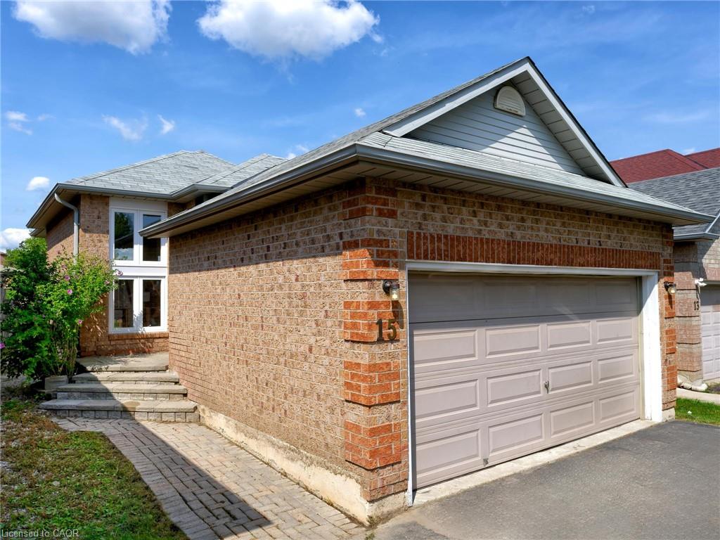 15 Carabram Ct, Brampton, ON L6M 4M2