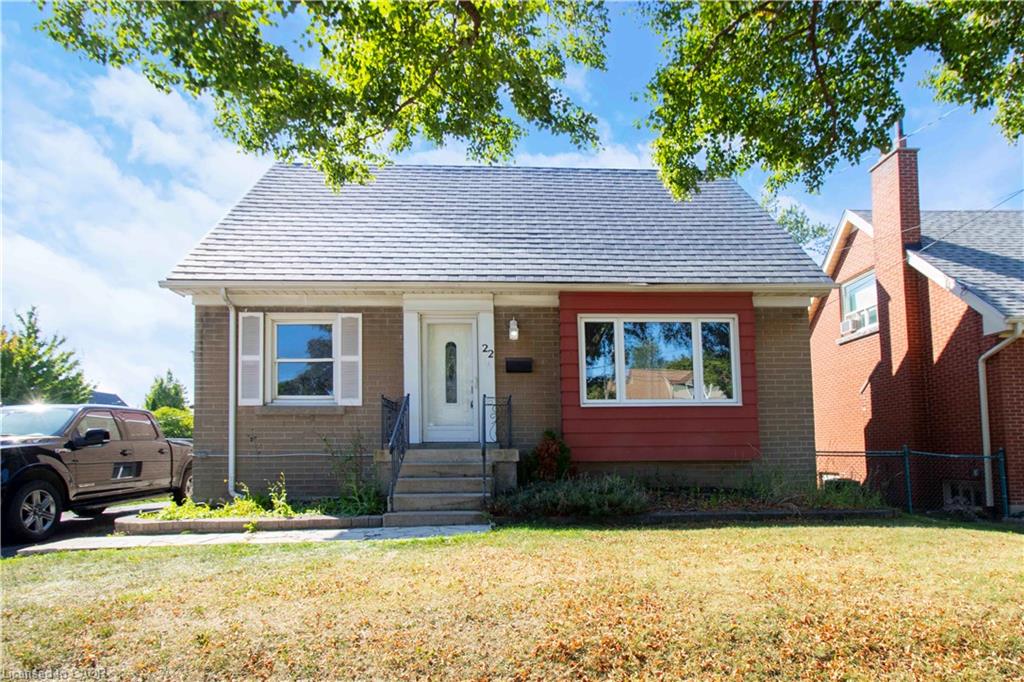 22 Nancy St, Hamilton, ON L8T 3L8