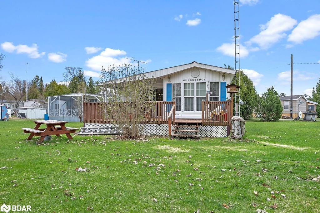 1802 County Road 121 Unit 332, Fenelon Falls, ON K0M 1N0