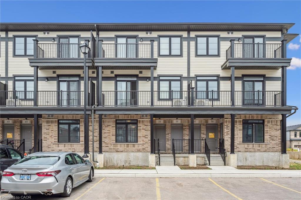 51 Lomond Ln, Kitchener, ON N2R 0R4