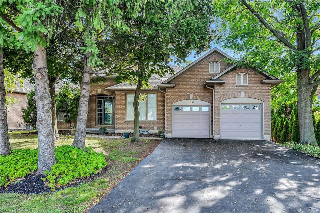 223 Greenbriar Rd, Ancaster, ON L9G 3V9