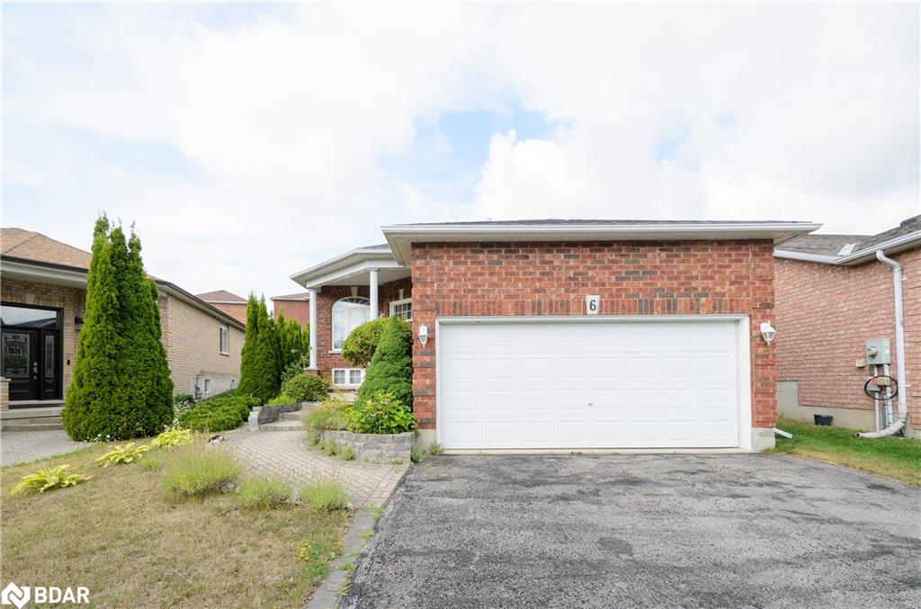6 Brown Wood Dr, Barrie, ON L4M 6N4