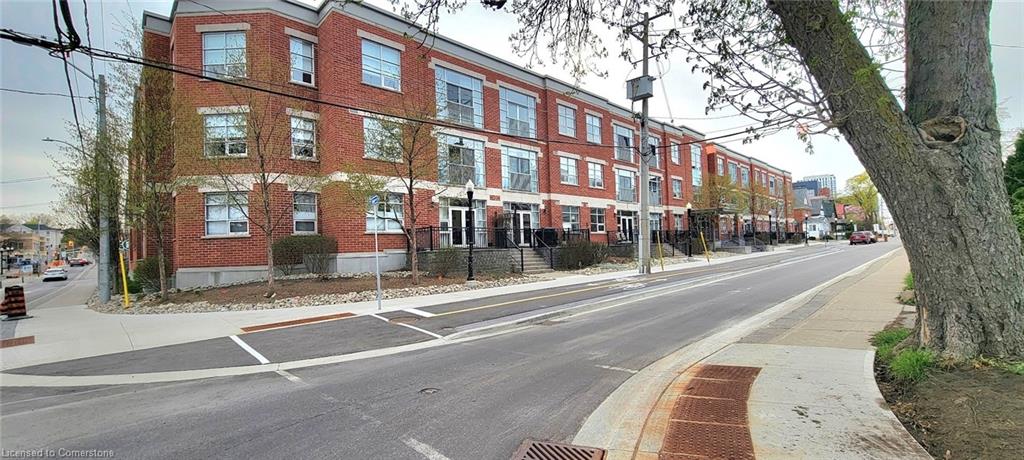 165 Duke Street E Unit 202, Kitchener, ON N2H 6T8
