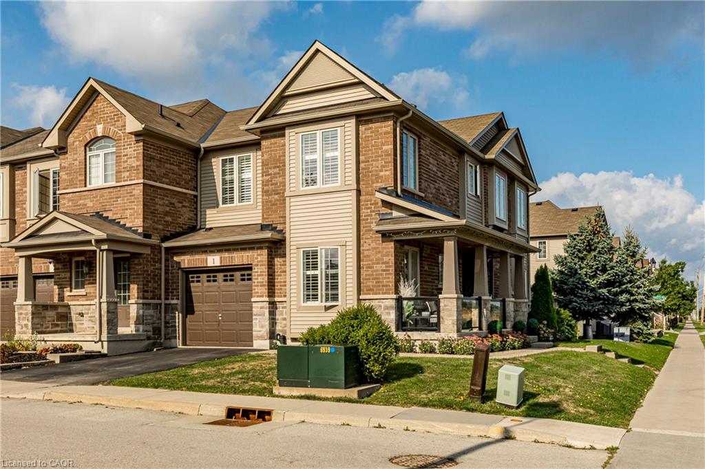 515 Winston Road Unit 1, Grimsby, ON L3M 0C8
