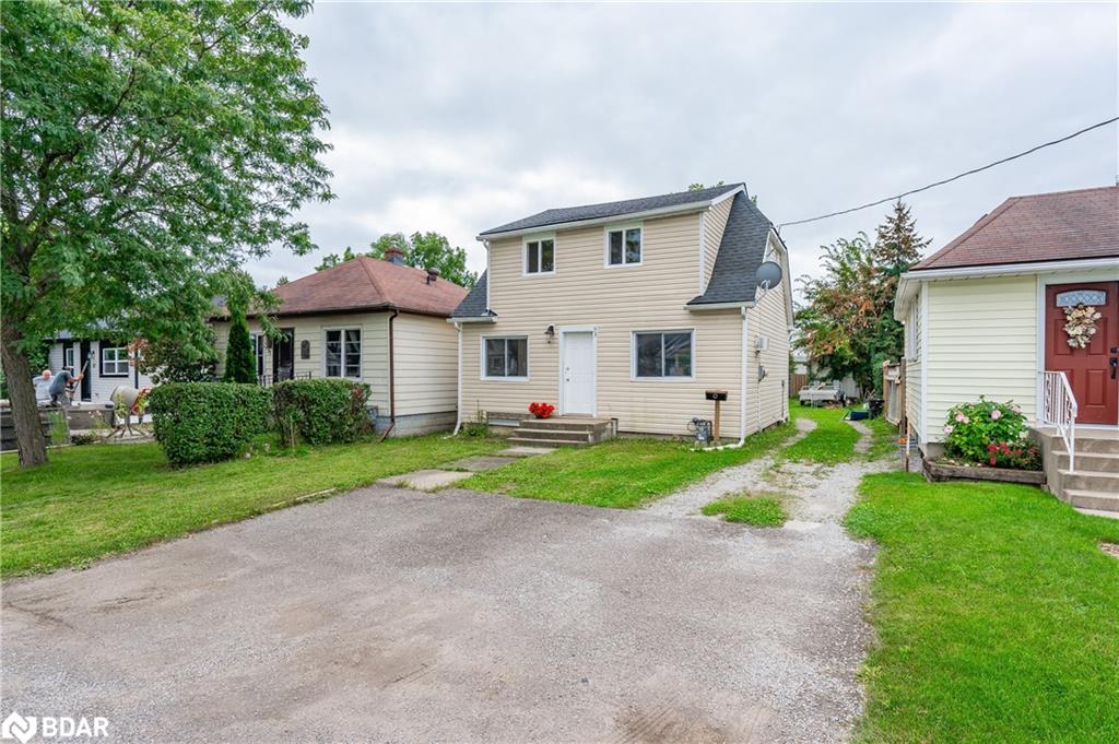 53 Kinsey St, St. Catharines, ON L2S 1E2