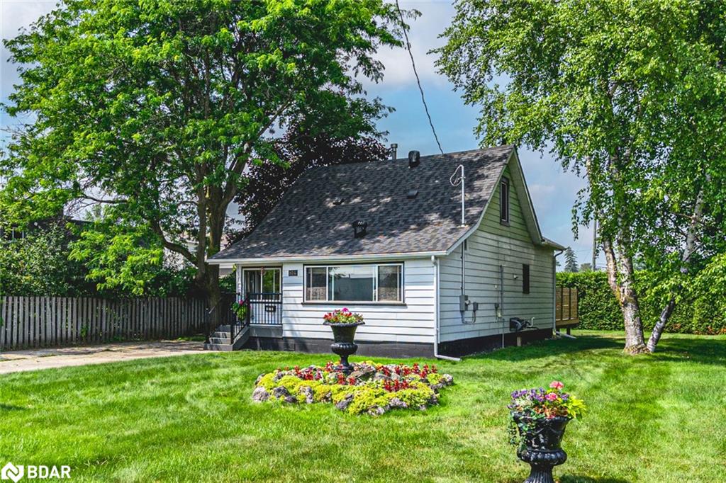 104 Moberly St, Collingwood, ON L9Y 3W9