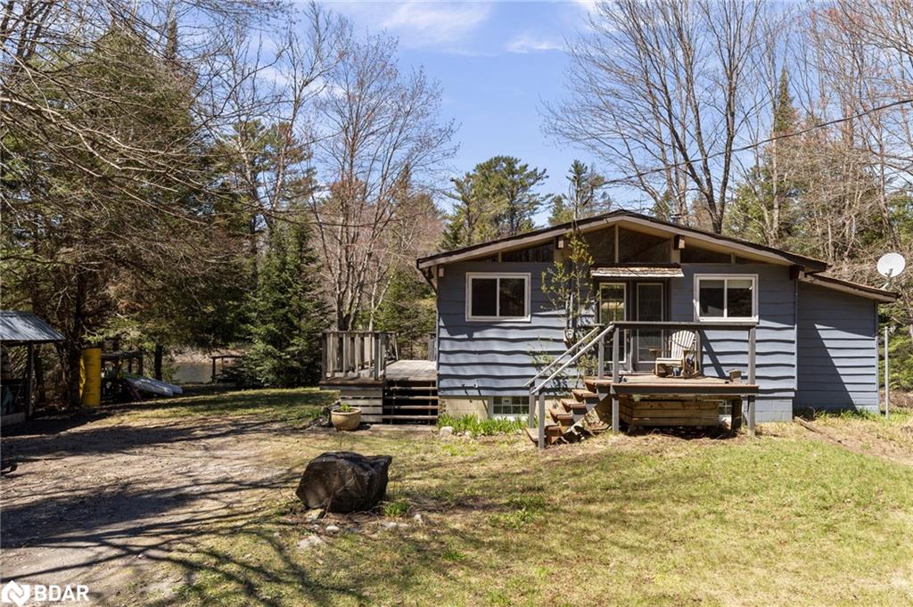 449 Balsam Chutes Rd, Huntsville, ON P0B 1L0