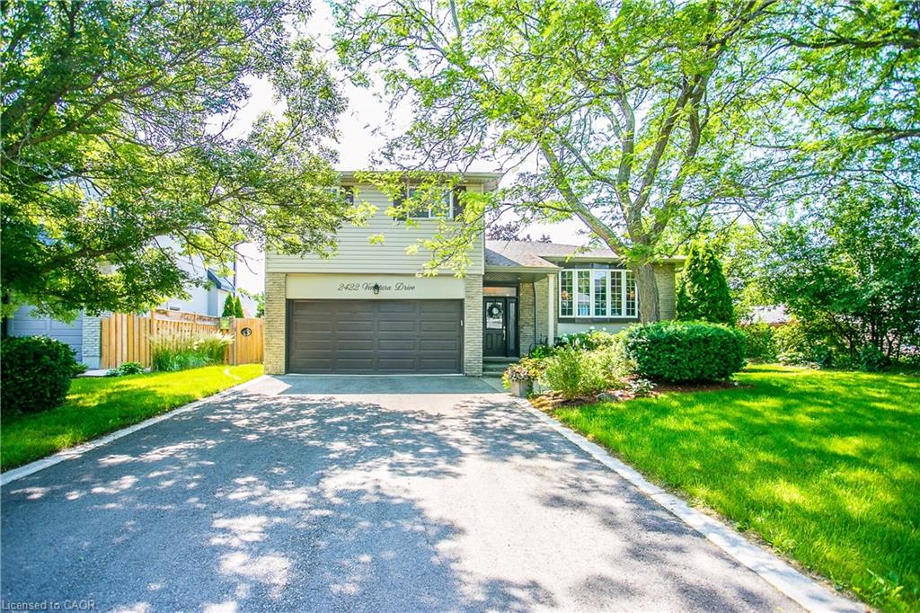 2422 Ventura Dr, Oakville, ON L6L 2H4