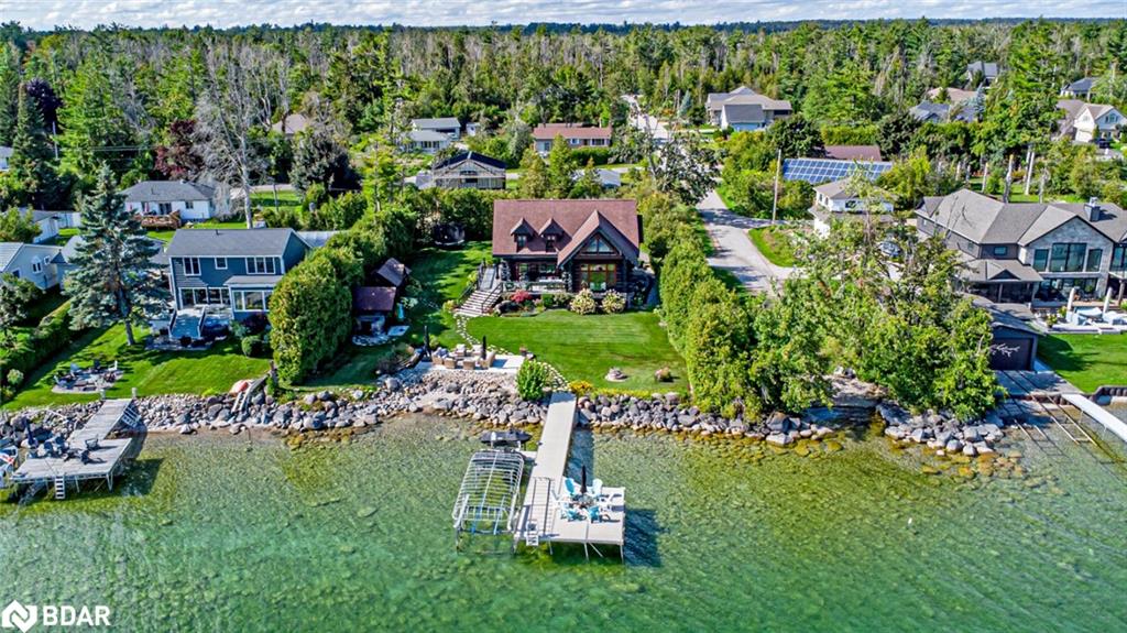 2 Sunnyside Ave, Oro-medonte, ON L0L 2E0