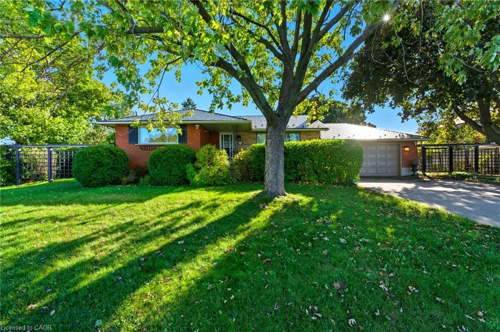 67 Lakeside Dr, Grimsby, ON L3M 2L3