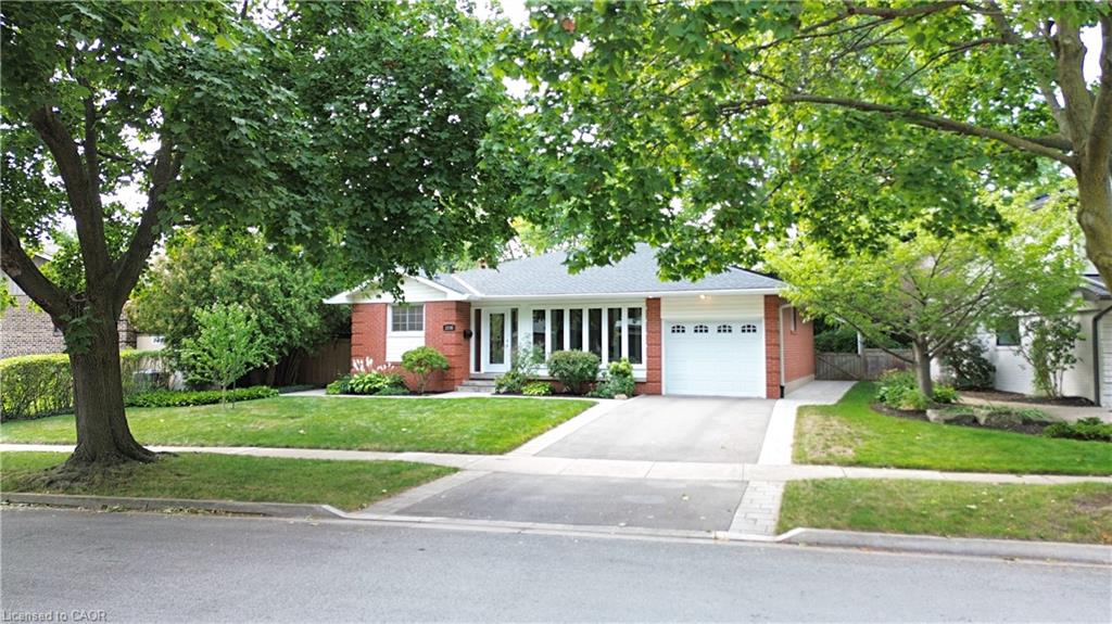3239 Sprucehill Ave, Burlington, ON L7N 2G9