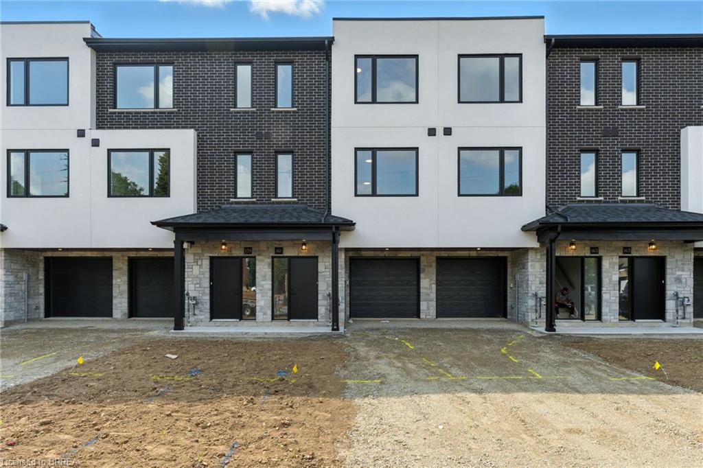 161 Fifth Avenue Unit 3, Brantford, ON N3S 1A3