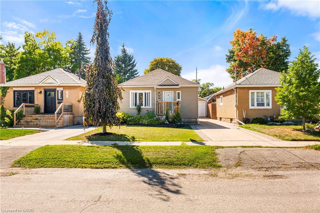 291 Maple Ave, Kitchener, ON N2H 4W9