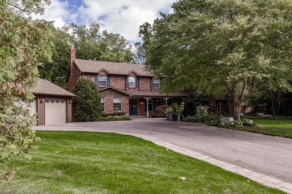 225 Shoreacres Rd, Burlington, ON L7L 2H3