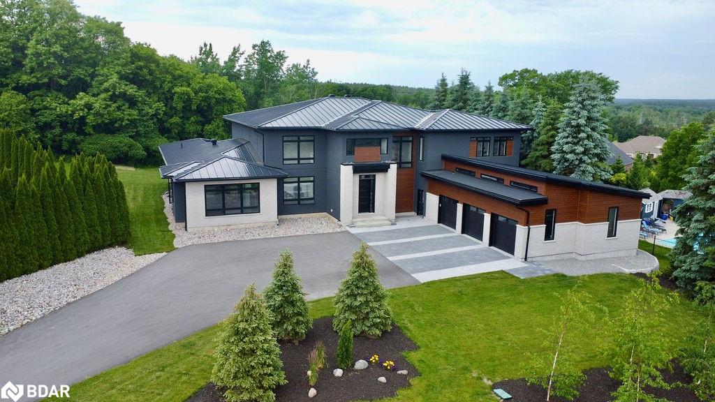 57 Glenhuron Dr, Springwater, ON L4M 6T4