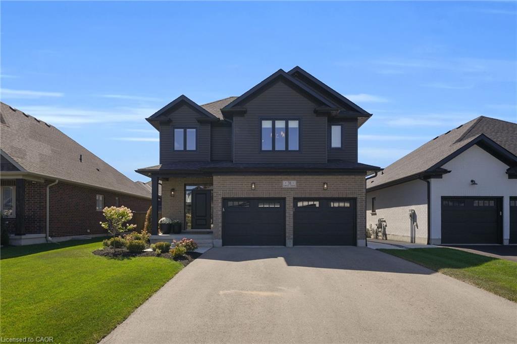 31 Carriage Xing, Mapleton, ON N0G 1P0