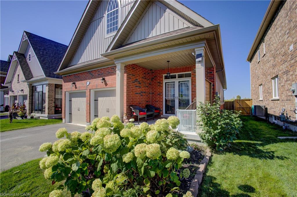 42 Jenkins St, Grand Valley, ON L9W 7R3