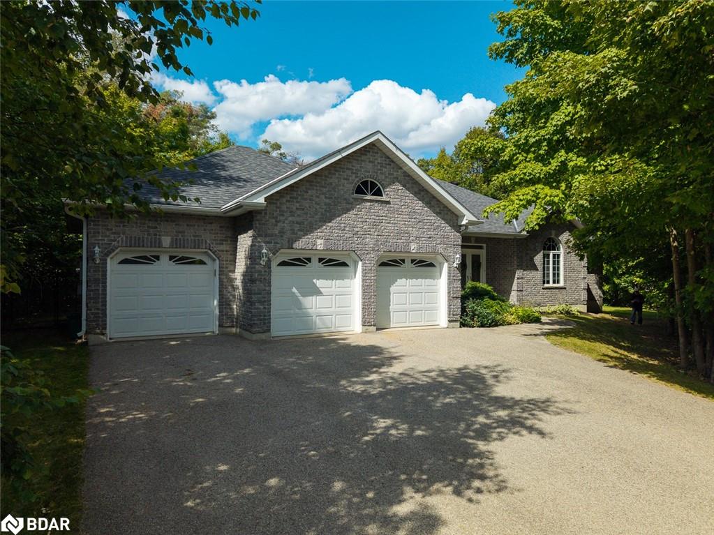 1882 Providence Ln, Severn, ON L3V 0V6