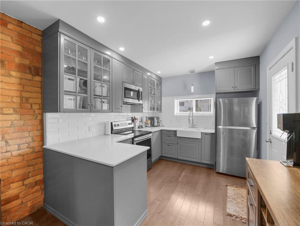 114 Burton St, Hamilton, ON L8L 3R5