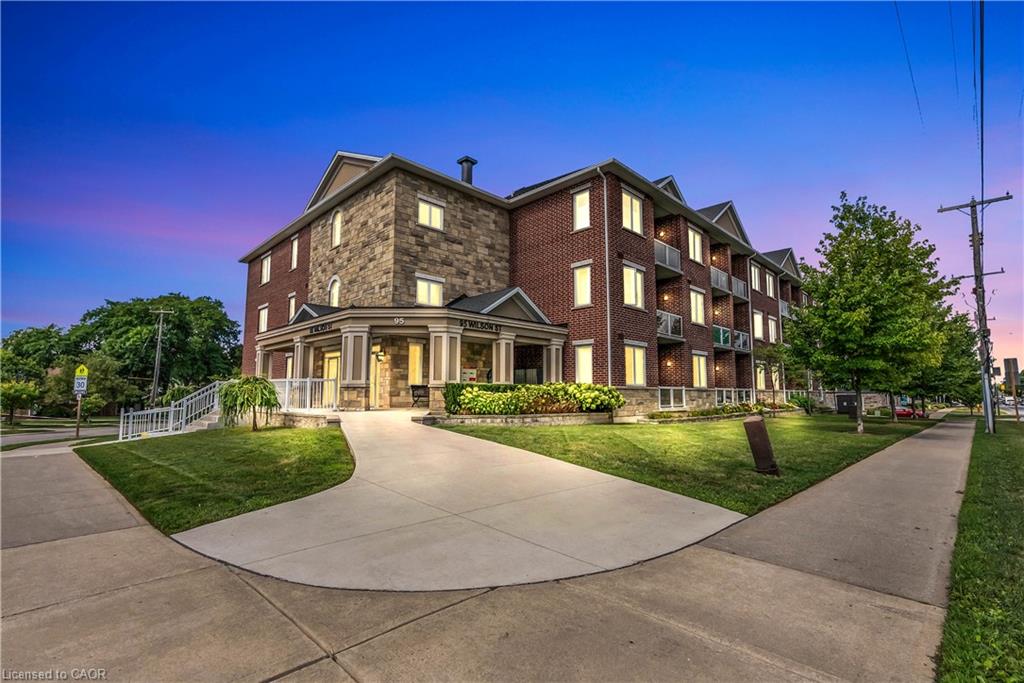 95 Wilson Street W Unit 314, Hamilton, ON L9G 1N1