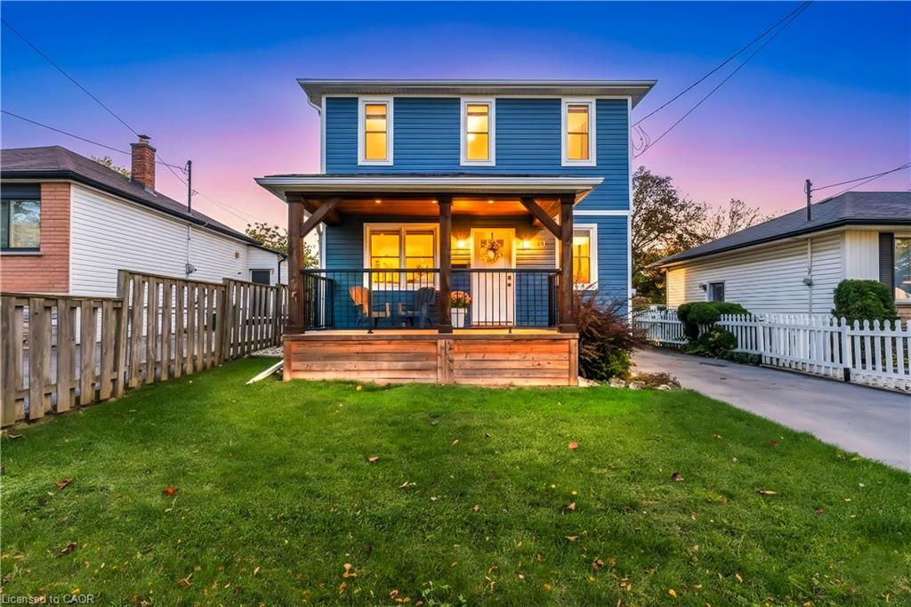 324 E 43rd St, Hamilton, ON L8T 3C7