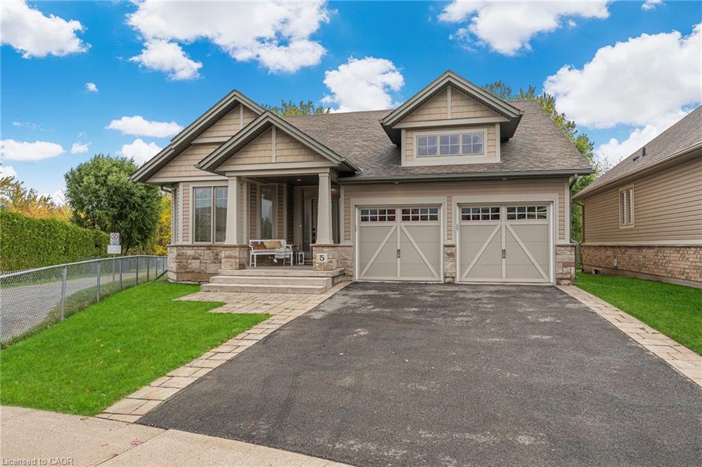 5 Oakdale Blvd, West Lincoln, ON L0R 2A0