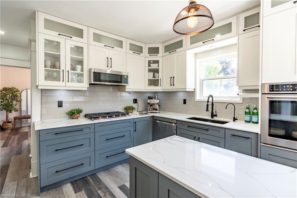 562 Laurel St, Cambridge, ON N3H 3Z2