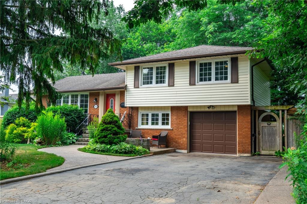 538 Mayzel Rd, Burlington, ON L7R 1N6