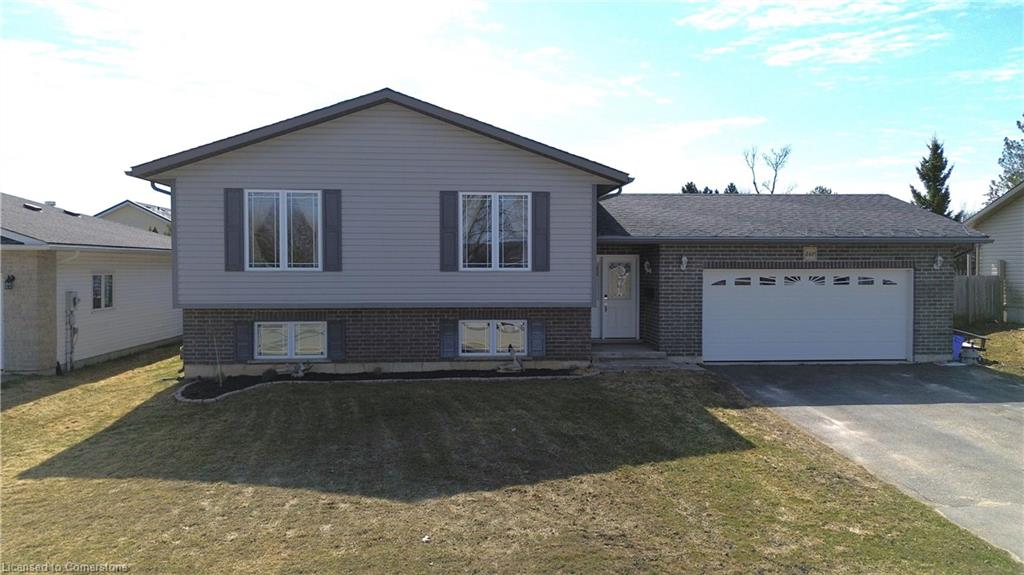 460 King St E, Wellington North, ON N0G 2L2