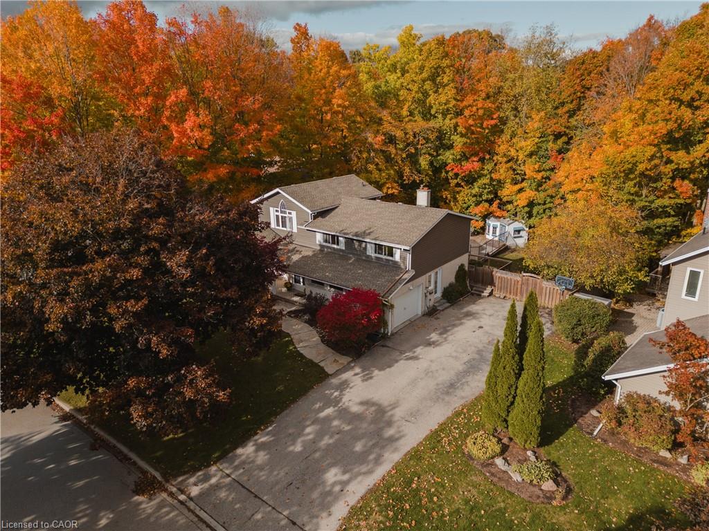 26 Nightingale Cres, Elmira, ON N3B 1B1