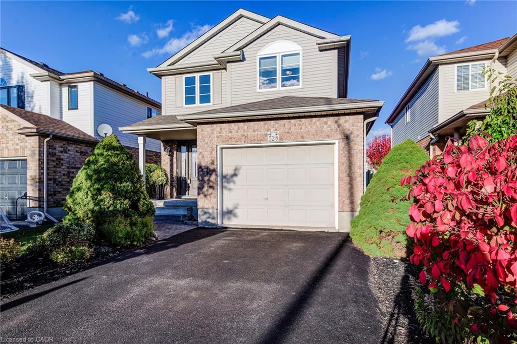528 Chesapeake Cres, Waterloo, ON N2K 4G1