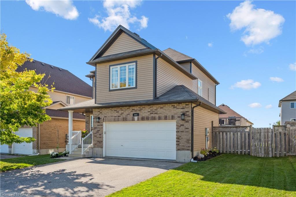 665 Albert Ave N, North Perth, ON N4W 0A1