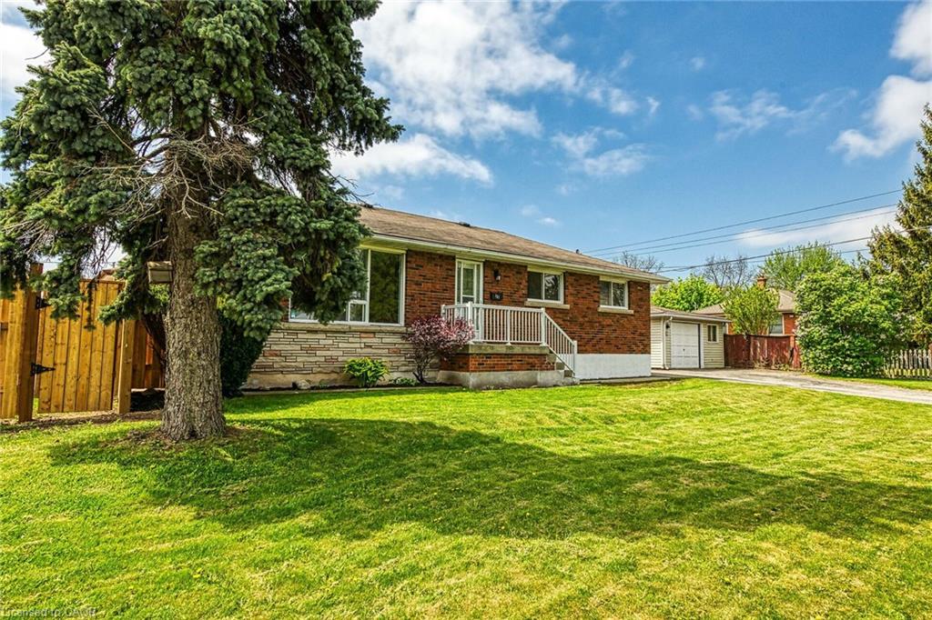 131 Sanatorium Rd, Hamilton, ON L9C 1Y9