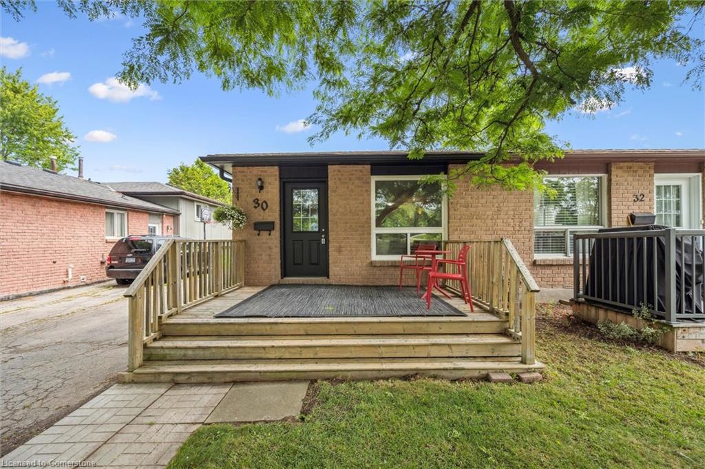 30 Mason Ct, Guelph, ON N1G 3G9