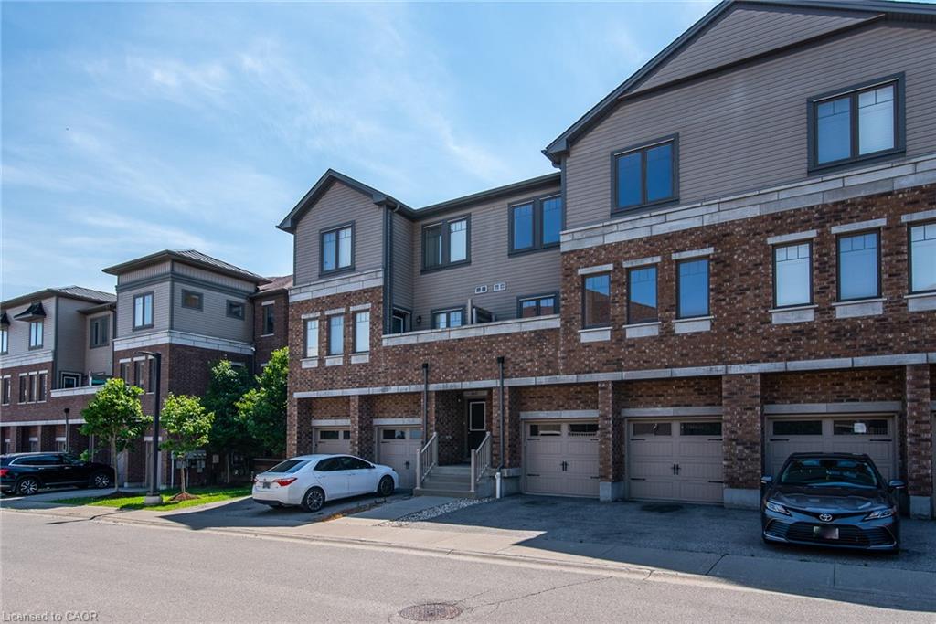 70 Willowrun Drive Unit H 3, Kitchener, ON N2A 0J3