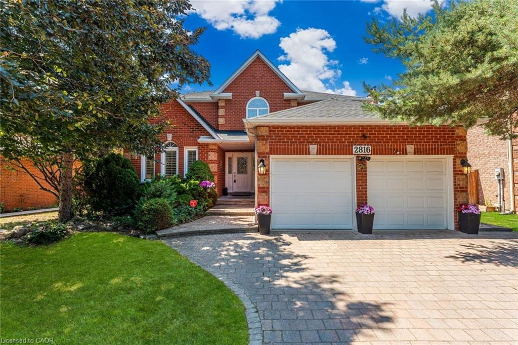 2816 Rosewood Ln, Oakville, ON L6J 7M5