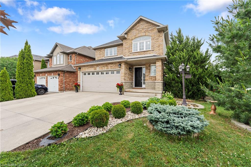 1 Hillcroft Dr, Hamilton, ON L8J 3W6