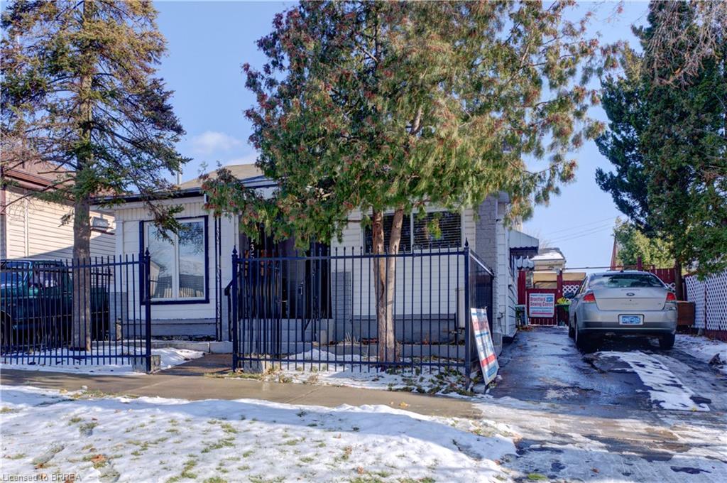 135 Charlotte St, Brantford, ON N3T 2X7 MLS 40517760 Houseful