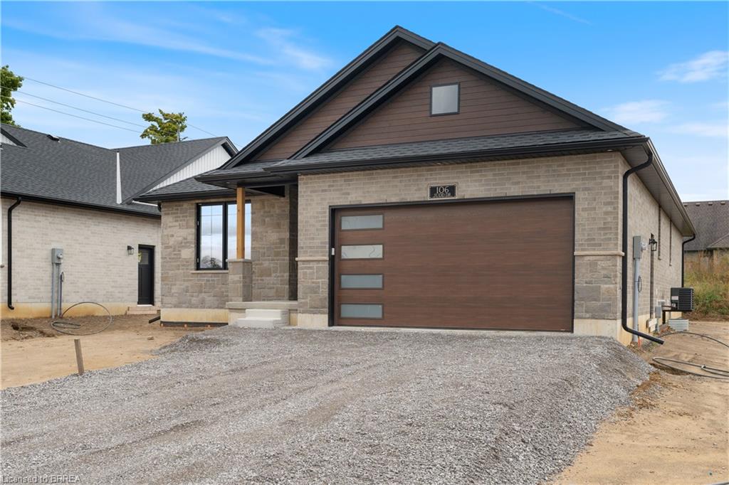 107 Judd Dr, Simcoe, ON N3Y 4Y8