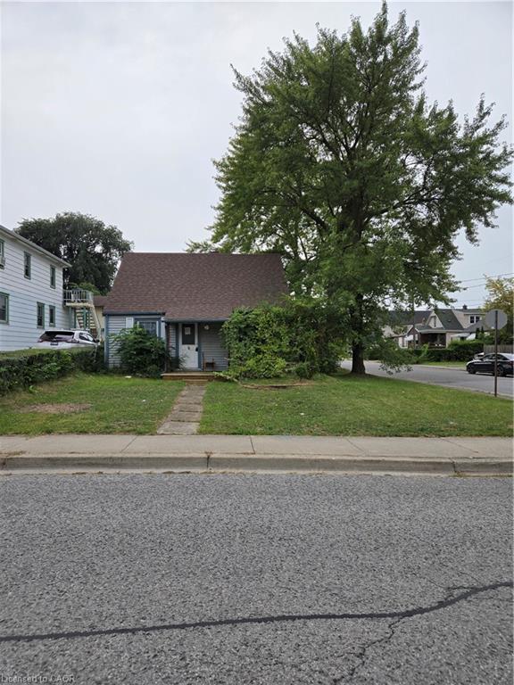 5406 Mcrae St, Niagara Falls, ON L2E 1R4
