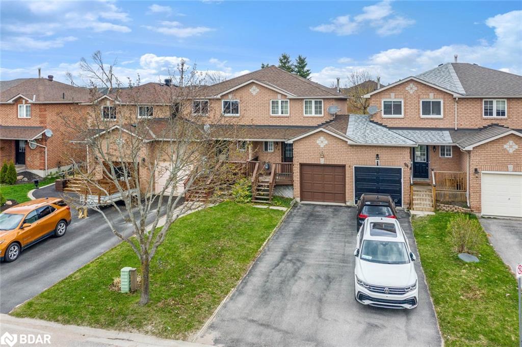 96 Lee Cres, Barrie, ON L4N 9Z1