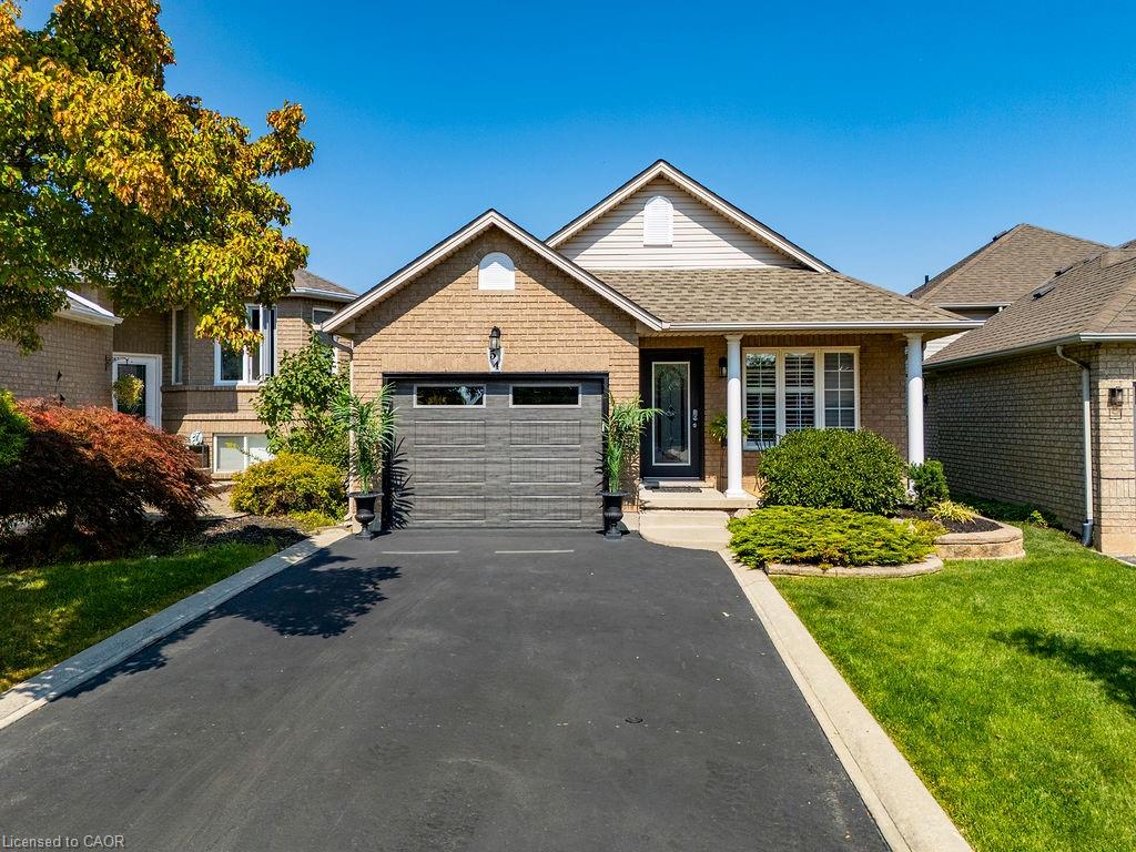 54 Briarose Pl, Hamilton, ON L9C 7V3