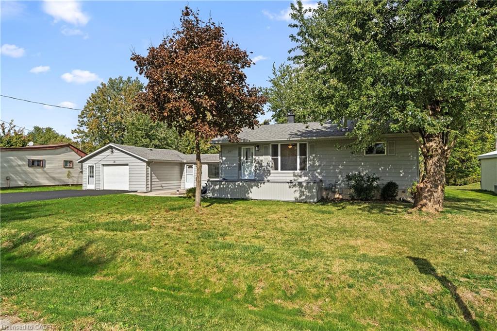 20 Villella Rd, Lowbanks, ON N0A 1K0