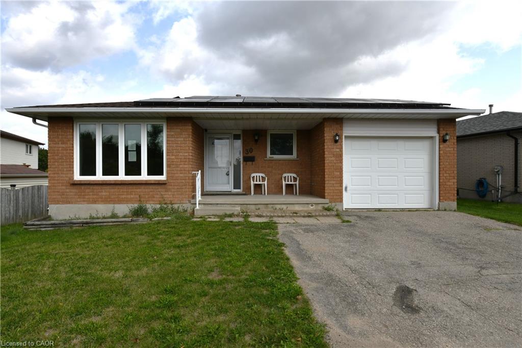 30 Casey Dr, Kitchener, ON N2A 3P1