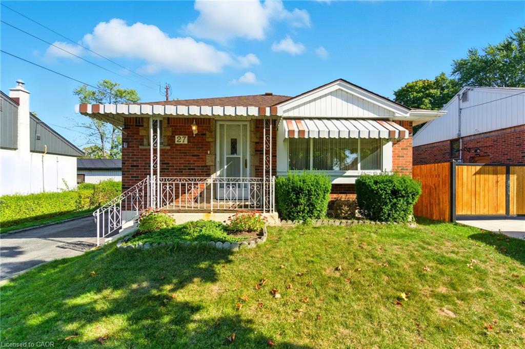 27 Warren Ave, Hamilton, ON L9C 3C7