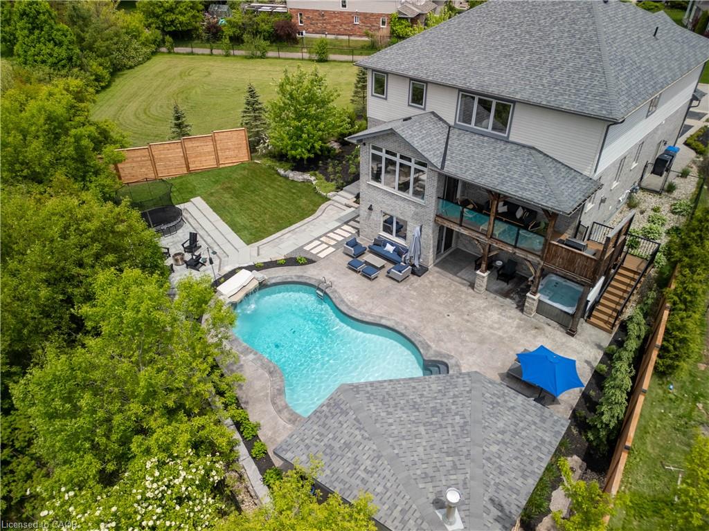 22 Hilltop Rd, Guelph, ON N1E 7L4